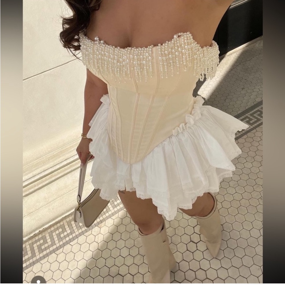 HOUSE OF CB 'Aubrie' Vintage Cream Embellished Satin Corset With Sleeve Size L - Picture 16 of 16